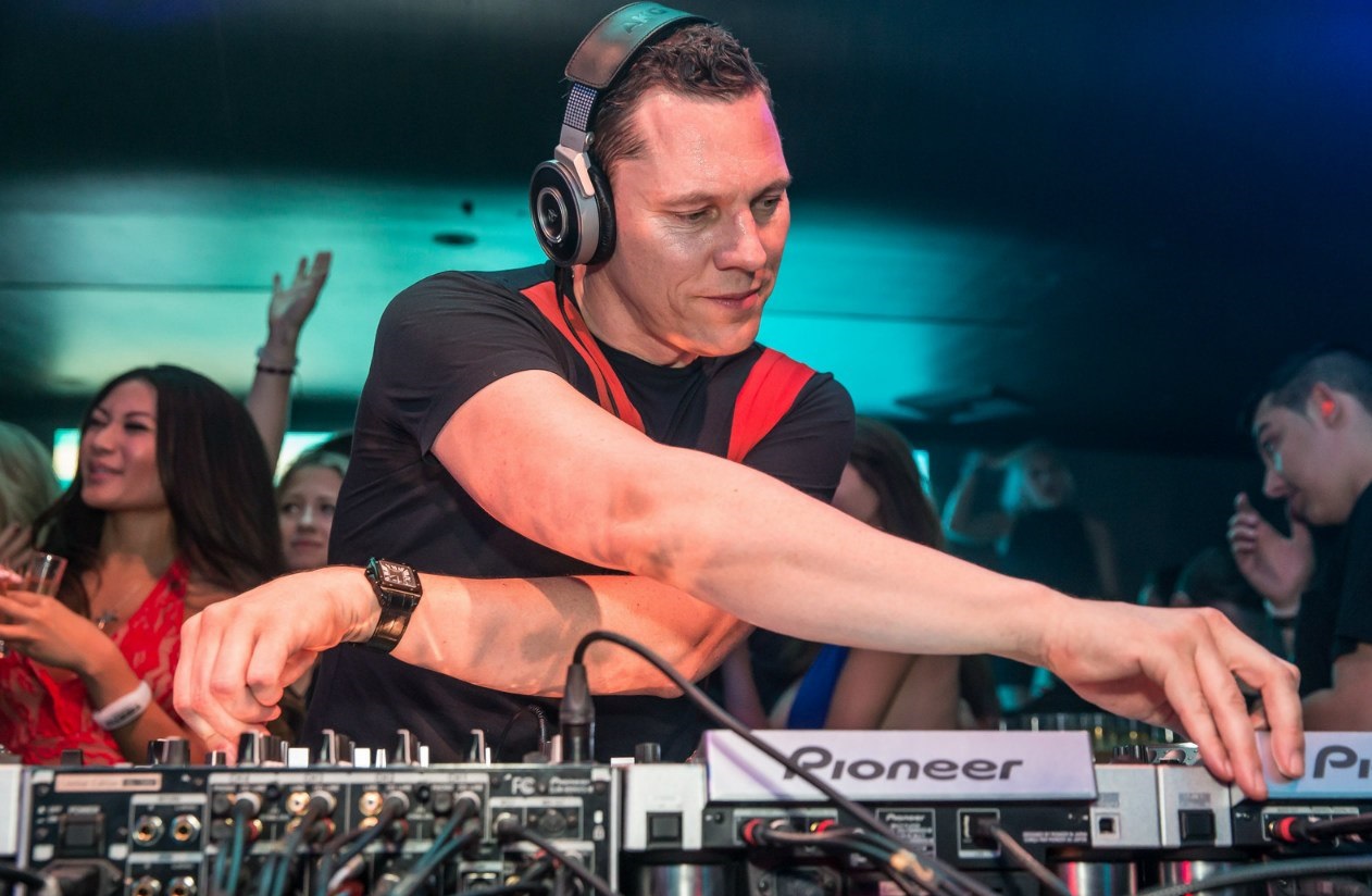 نقد فول آلبوم DJ Tiesto